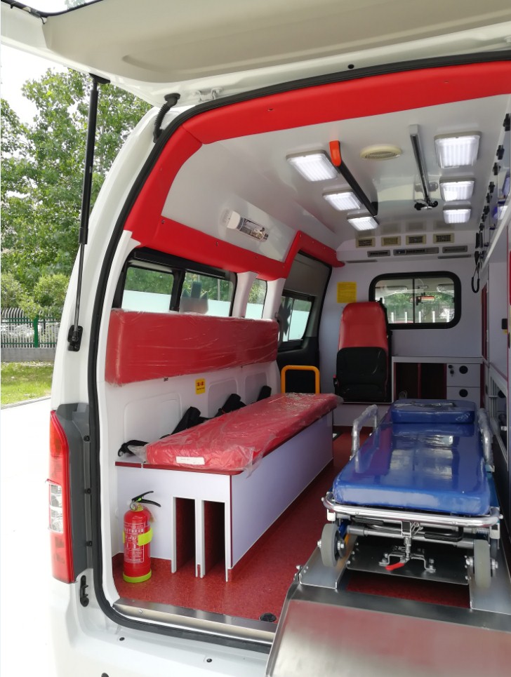 Ambulance de transport de voiture d'ambulance de surveillance médicale à mi-toit à vendre