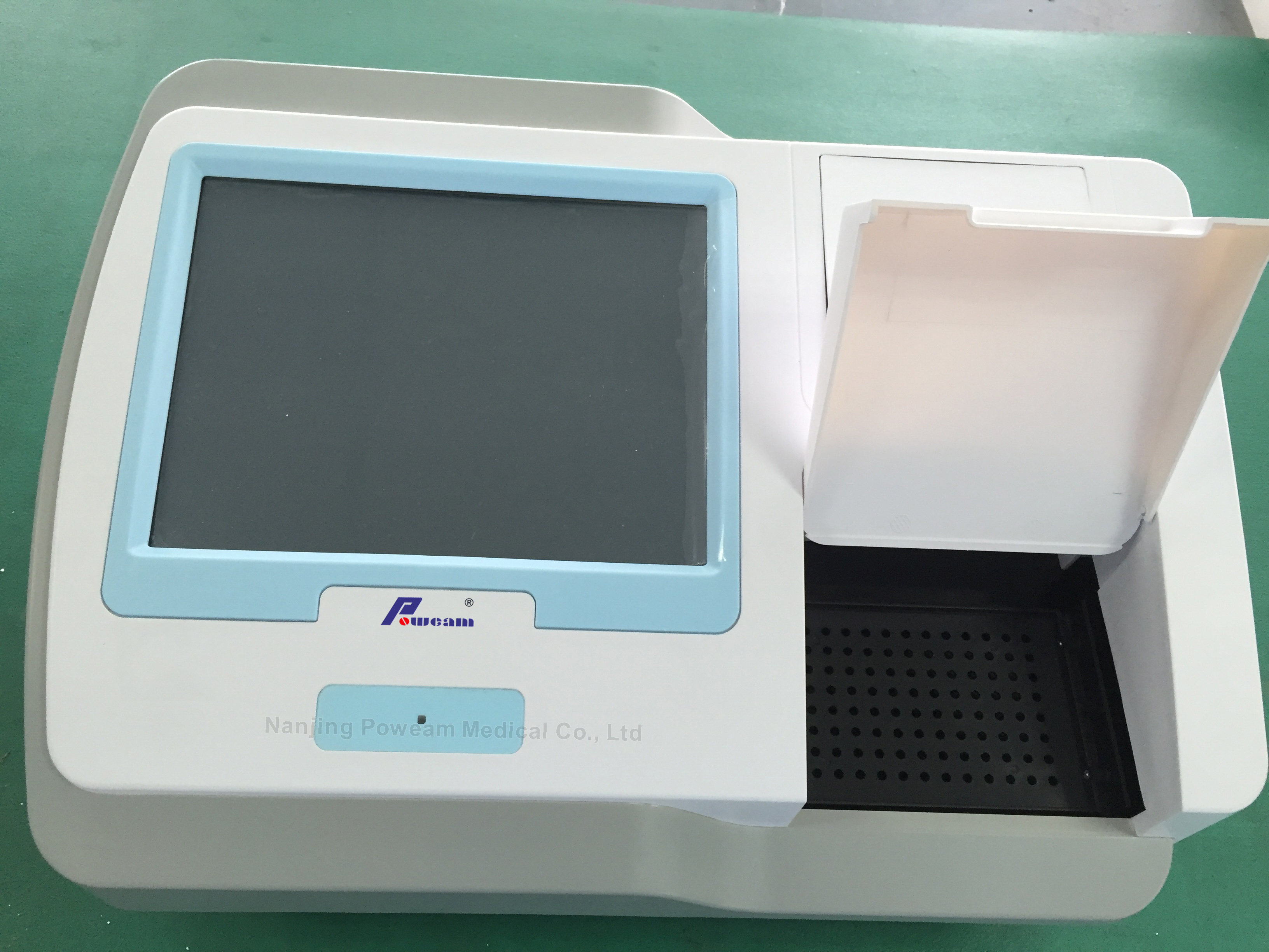 Hôpital Clinic Lab Screen à écran tactile Micro Plaque Microplate Lecteur Elisa