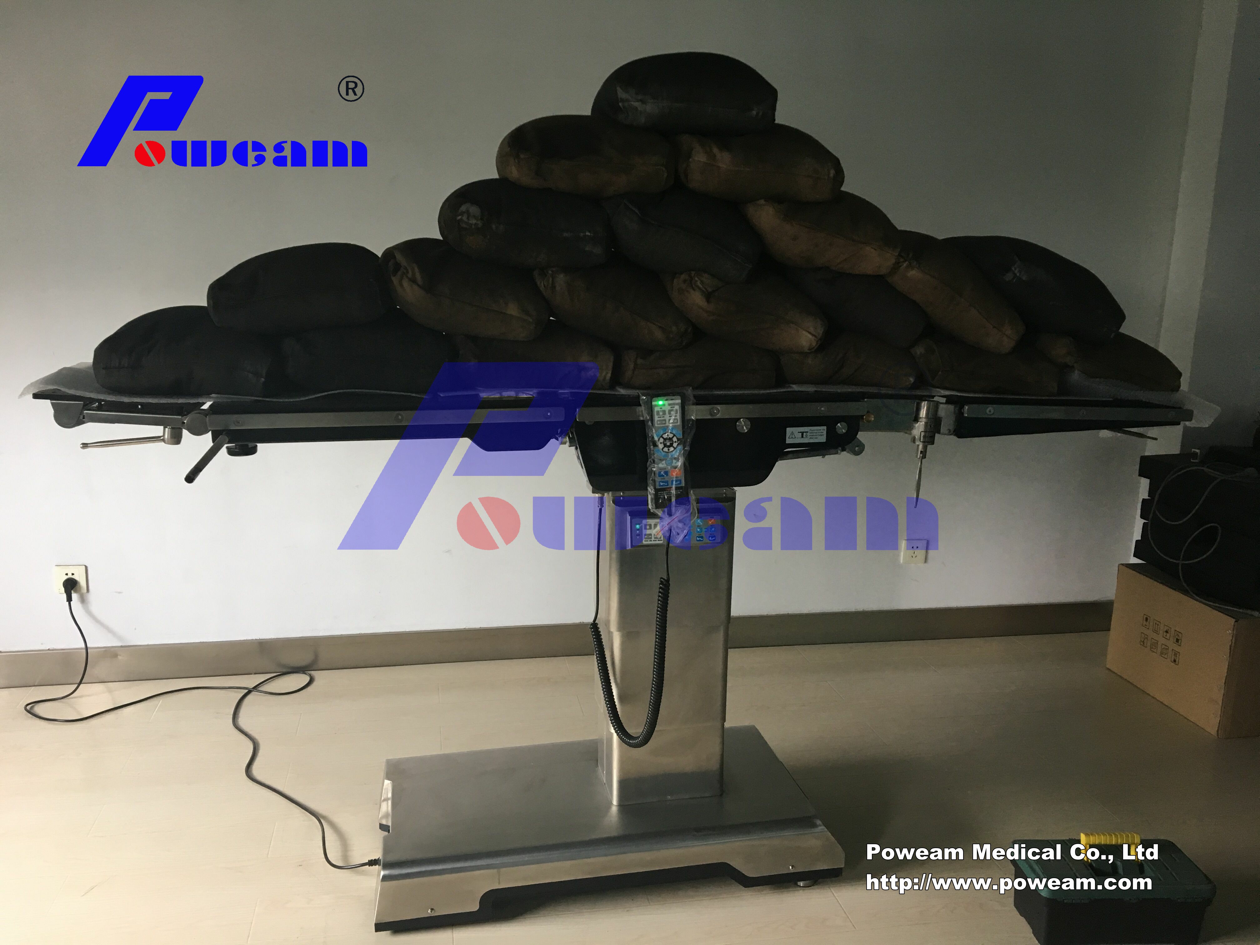 Table d'op&eacute;ration hydraulique 500kg Chargement